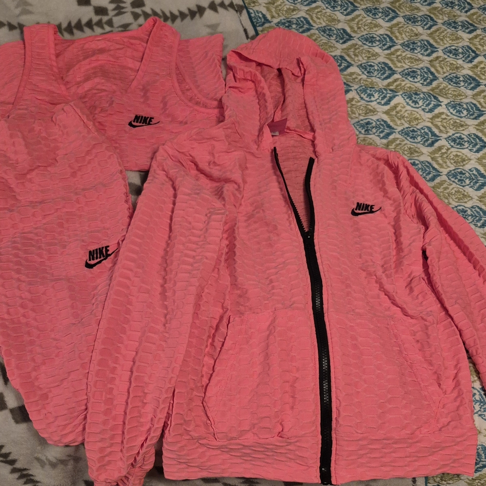Nike Women's Pink 3 Piece Set